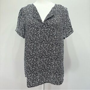 Black & White Leaf Print Short Sleeve Blouse by Daniel Rainn DR2 Size Large
